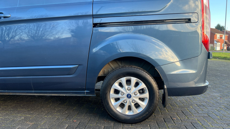 Ford Transit Custom 300 L1 Diesel Fwd 2.0 EcoBlue 130ps Low Roof Limited Van